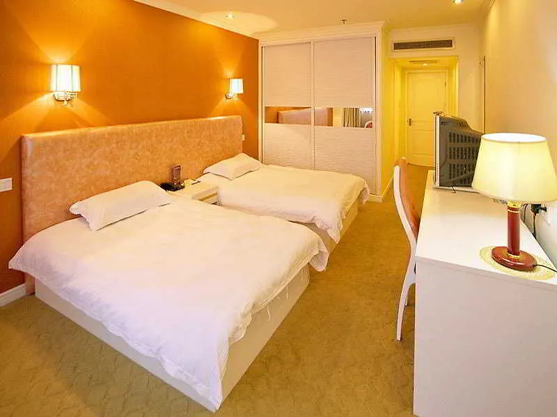 Shanghai Xindongfang Hotel