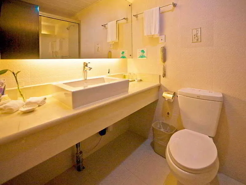 ***  Shanghai Xindongfang Hotel Kina